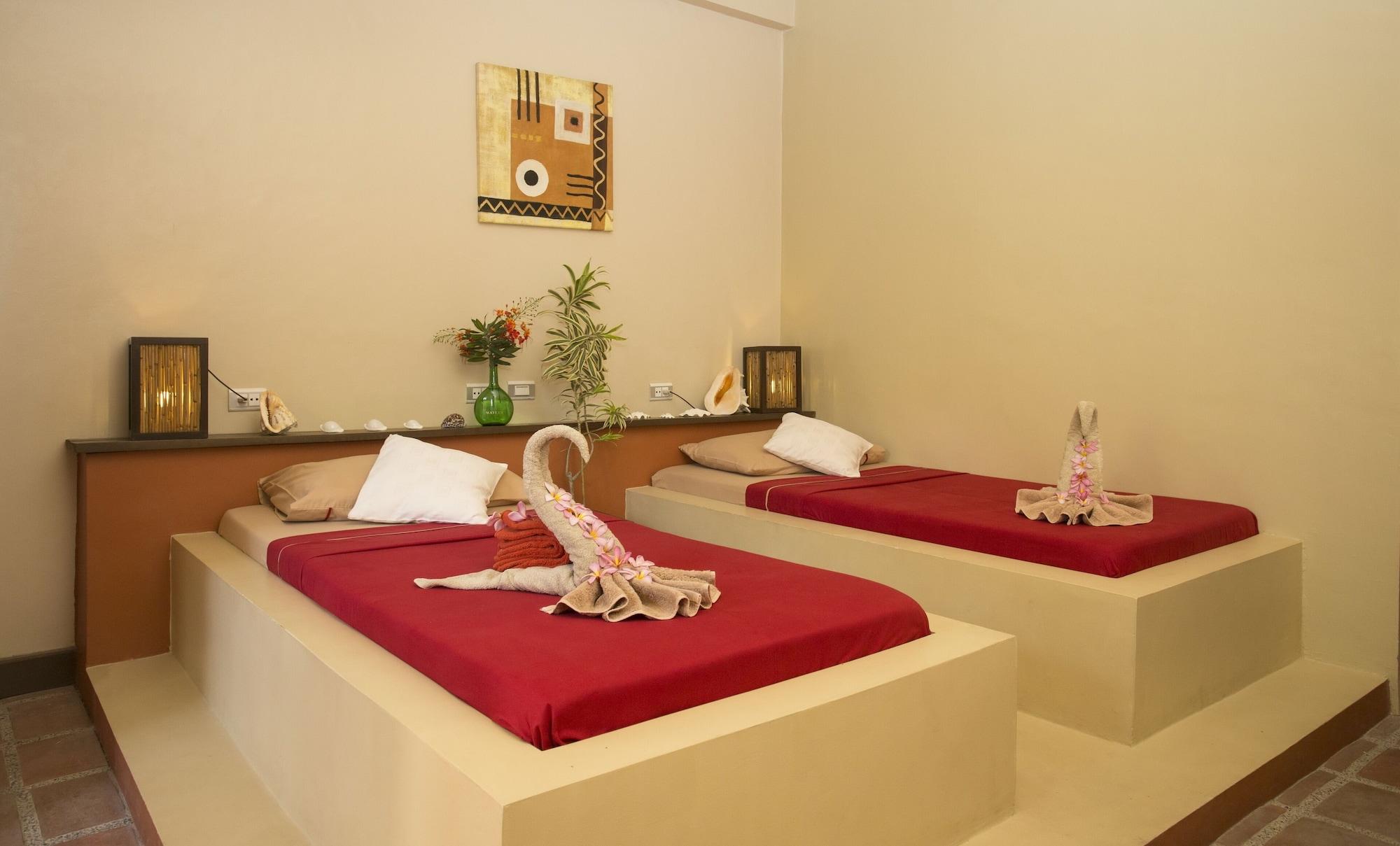 Reef Retreat Resort Balabag  Экстерьер фото