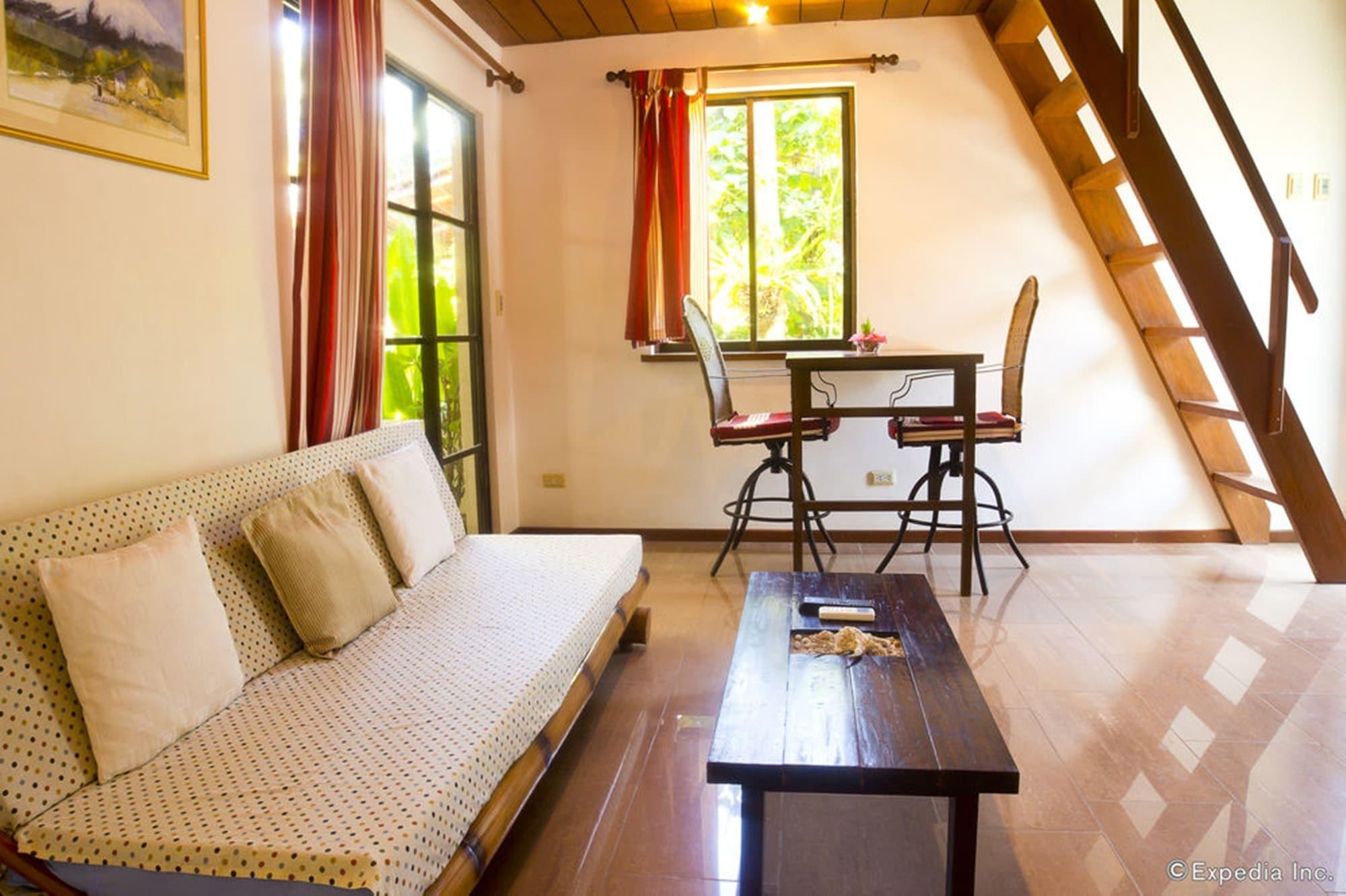 Reef Retreat Resort Balabag  Экстерьер фото
