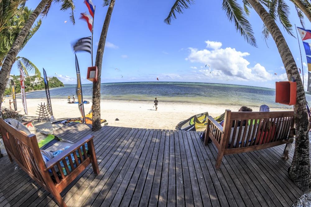 Reef Retreat Resort Balabag  Экстерьер фото