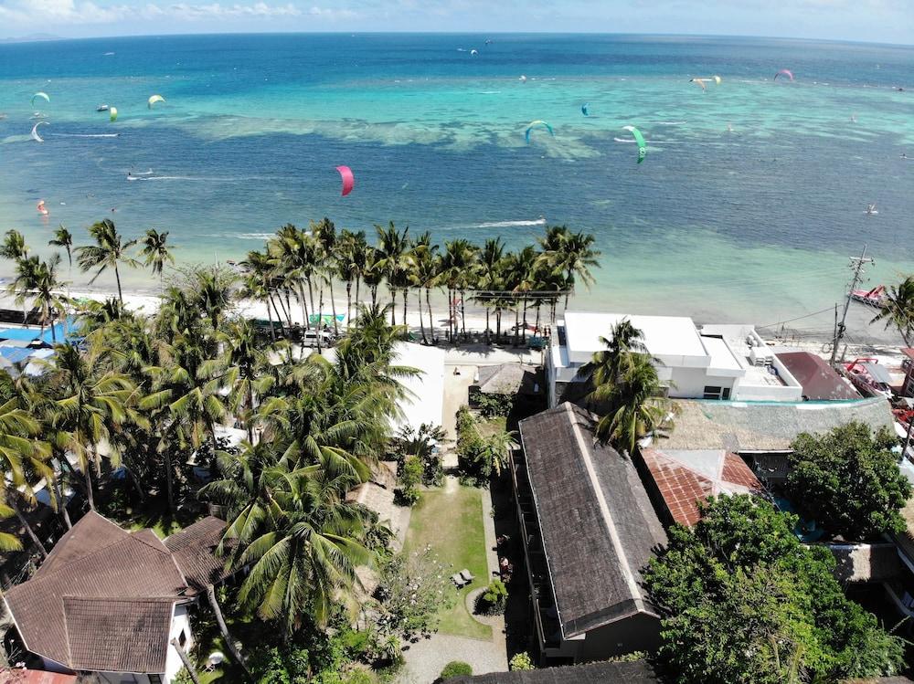 Reef Retreat Resort Balabag  Экстерьер фото